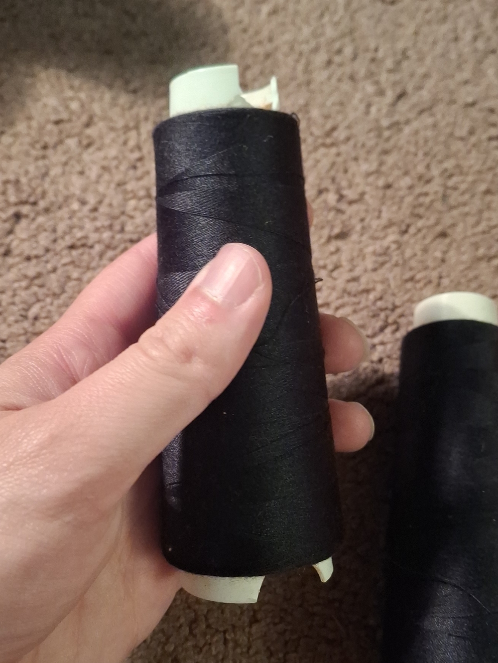 Assorted Thread - Picture 9 of 10